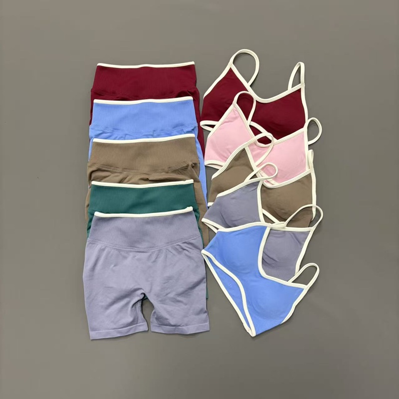 2 Piece Gym Set Women Scrunch  - Ignite Yoga Fitness review and price